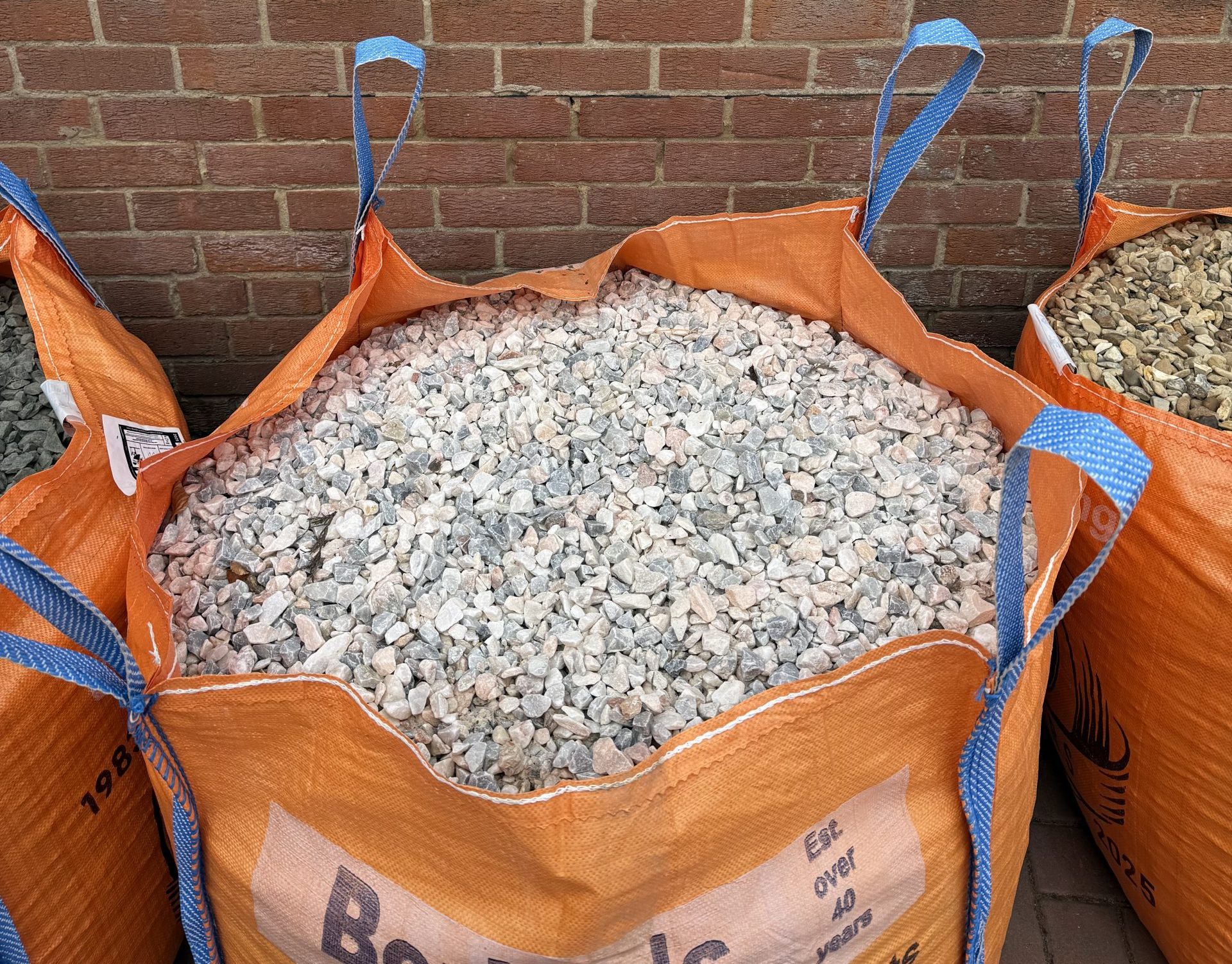 Flamingo Decorative Gravel